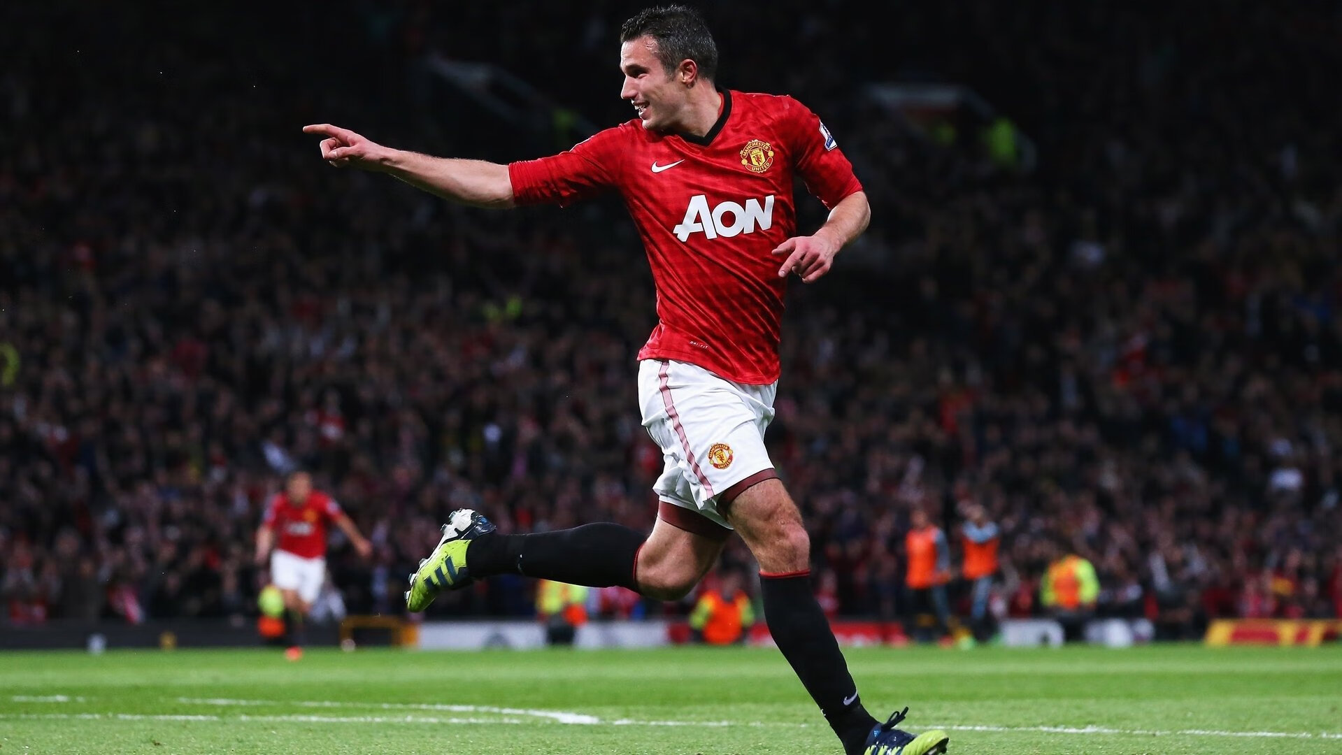 “羽毛球挑战：简阳文体中心赛场精英选手争夺世界之巅”