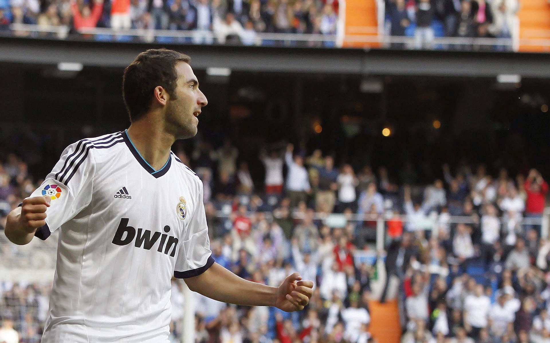 星空体育-火箭7人上双展现强大阵容深度，火箭队7号